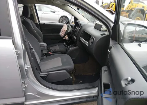 2016 Jeep Compass Sport из США, поврежденный, VIN 1C4NJCBA2GD590862